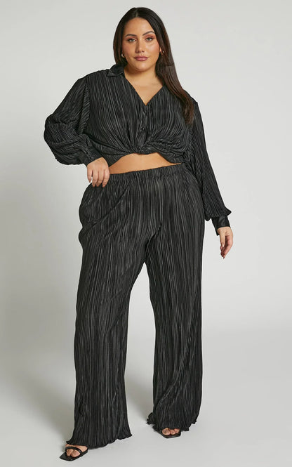 Beca Pants - High Waisted Plisse Flared Pants in Black