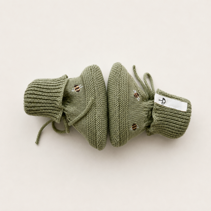 Baby Booties -  Little leaf bee